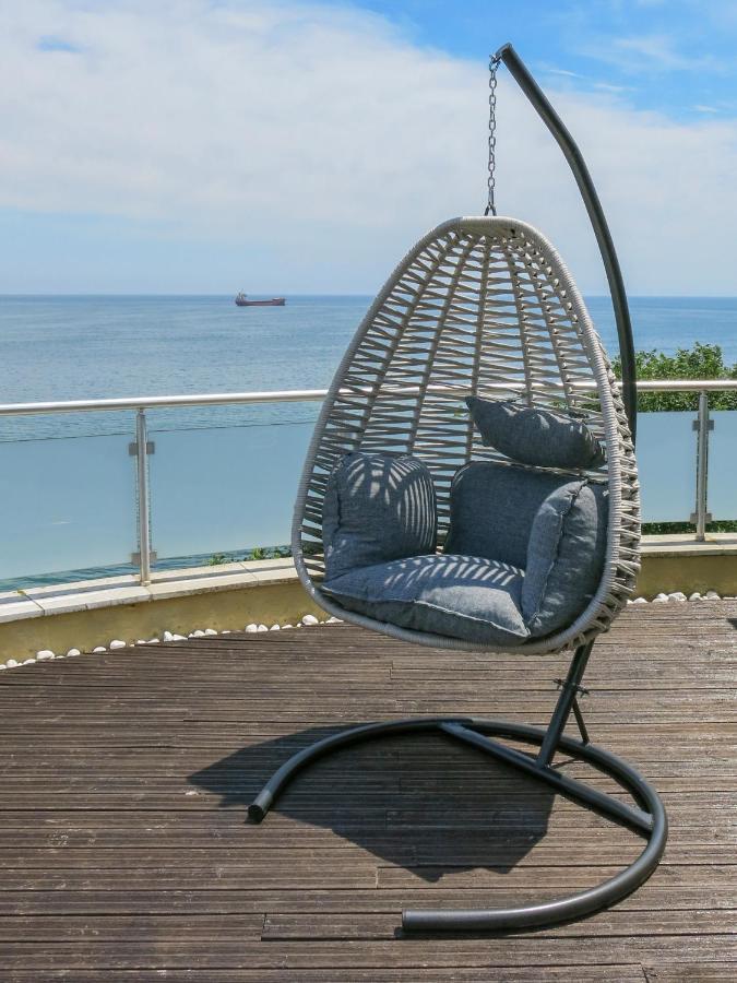 Albizia Beach Hotel Warna Exterior foto