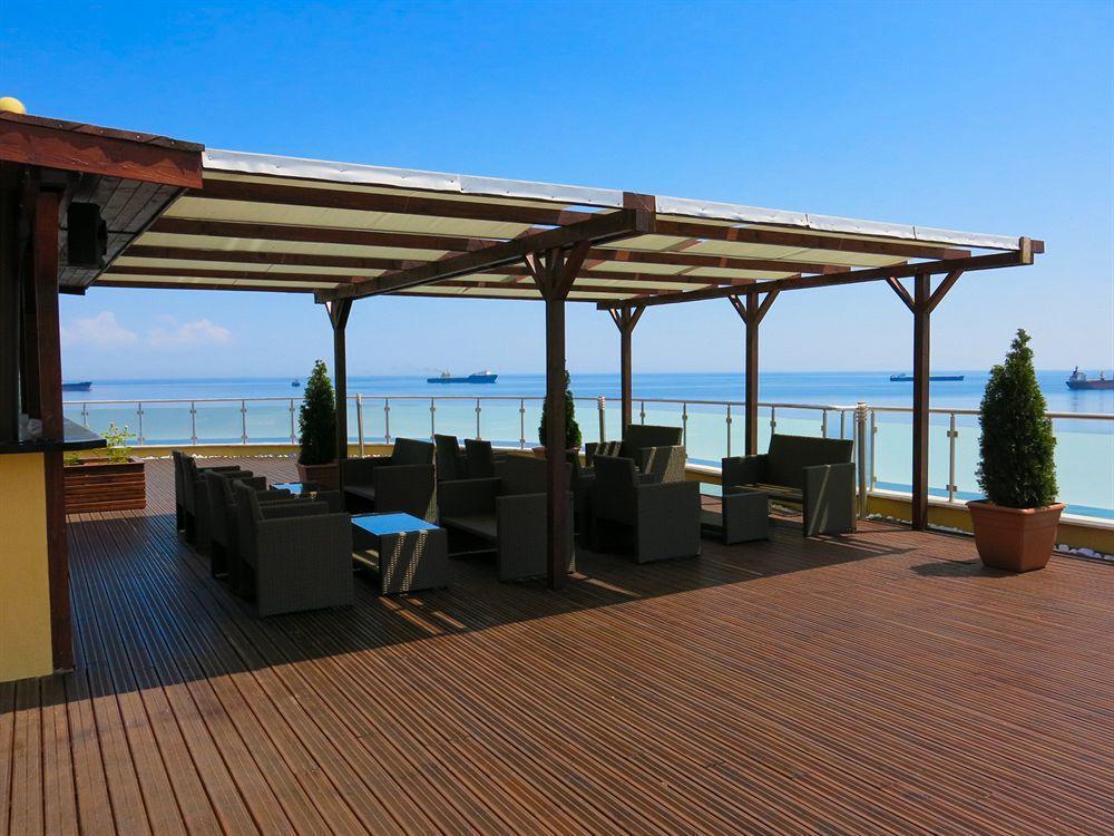 Albizia Beach Hotel Warna Exterior foto