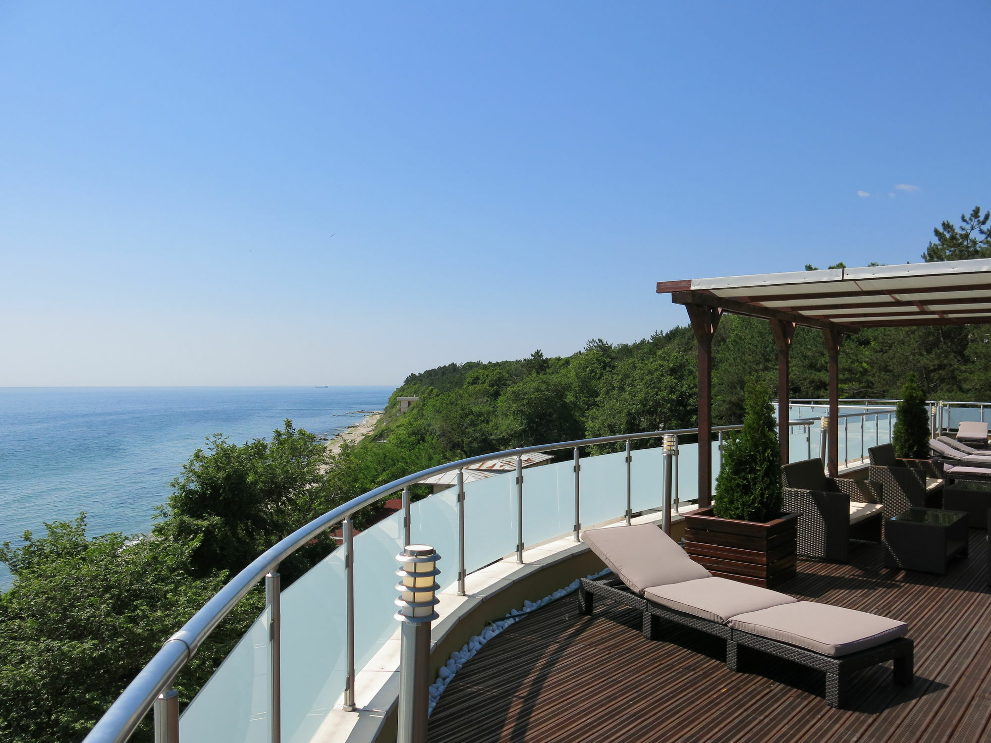 Albizia Beach Hotel Warna Exterior foto